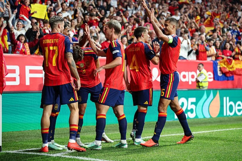 منتخب إسبانيا يواصل تألقه في دوري الأمم الأوروبية بالفوز أمام التشيك منتخب إسبانيا يواصل تألقه في دوري الأمم الأوروبية بالفوز أمام التشيك
